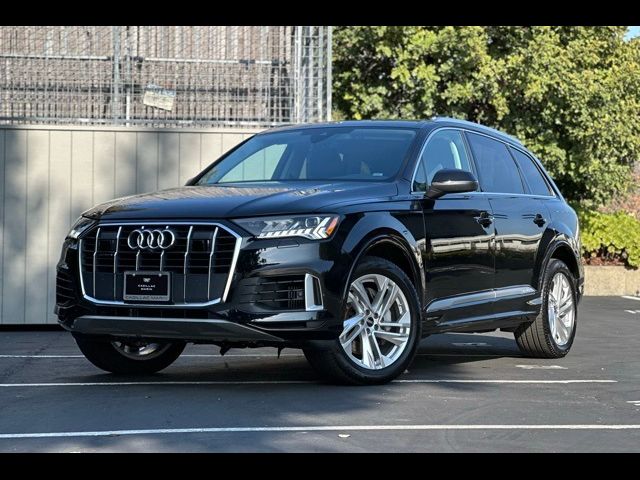 2024 Audi Q7 Premium Plus