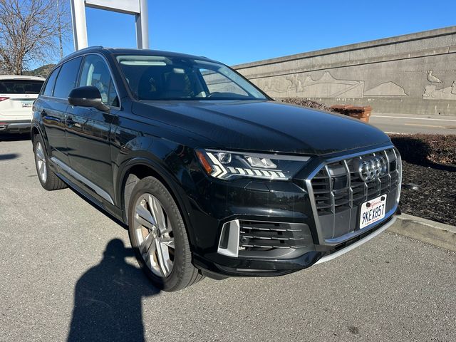 2024 Audi Q7 Premium Plus