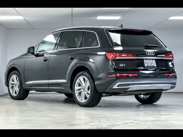 2024 Audi Q7 Premium Plus