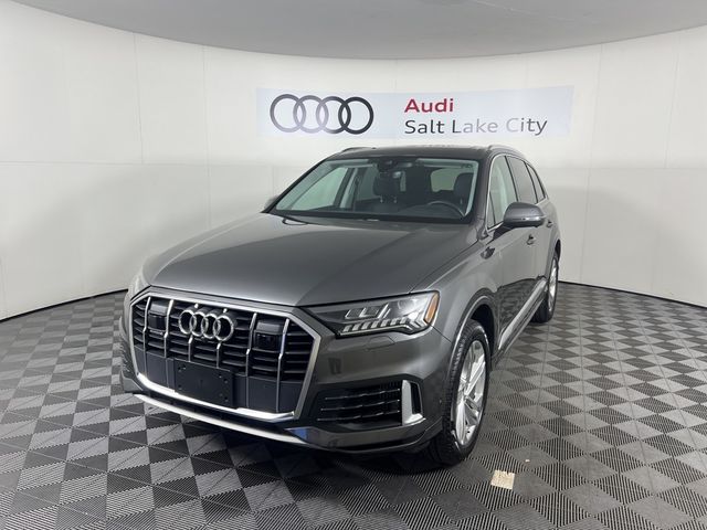 2024 Audi Q7 Premium Plus