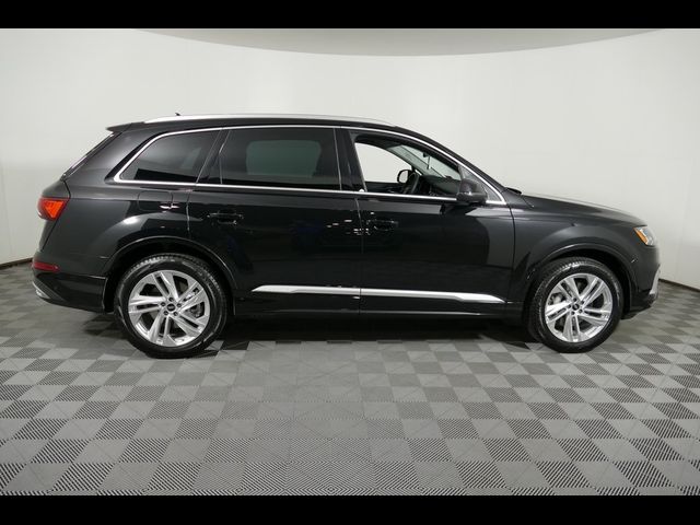 2024 Audi Q7 Premium Plus