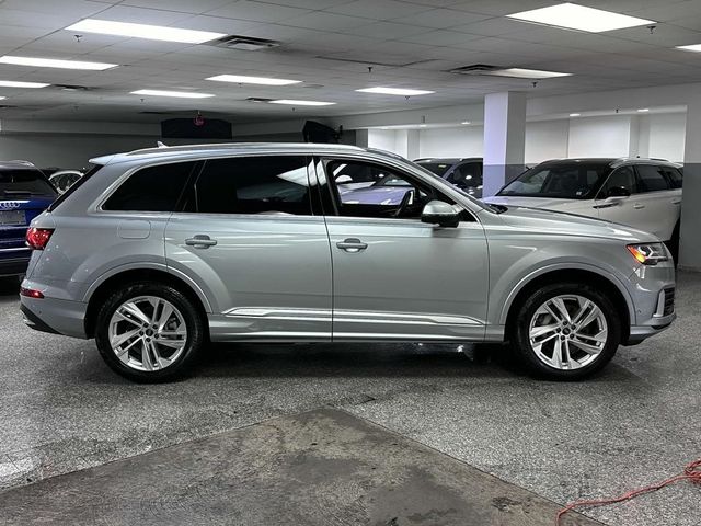 2024 Audi Q7 Premium