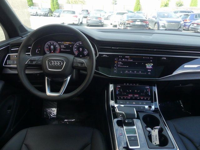 2024 Audi Q7 Premium Plus