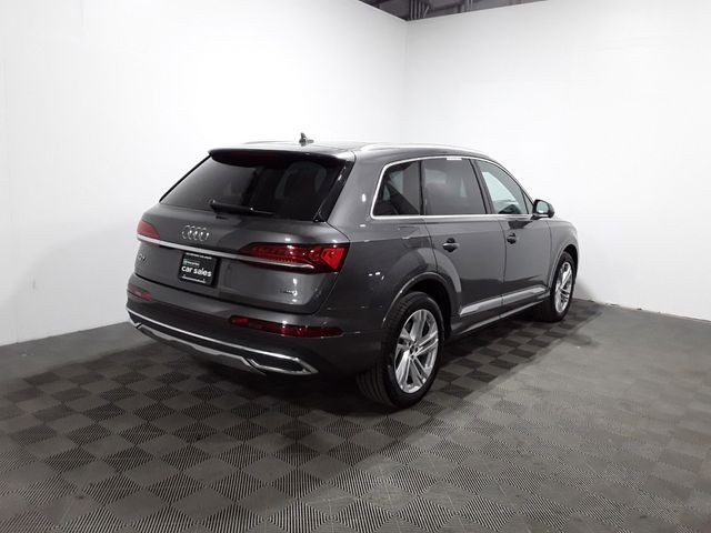 2024 Audi Q7 Premium Plus