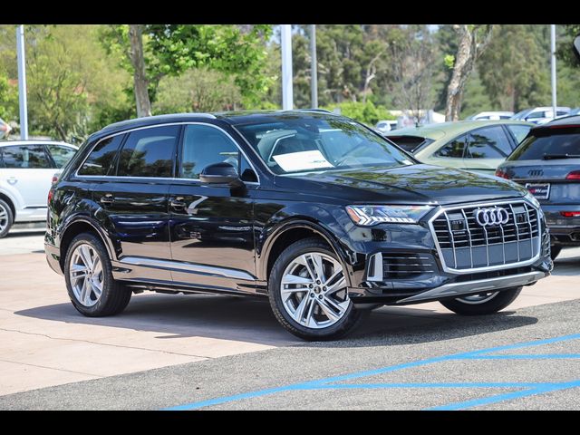 2024 Audi Q7 Premium