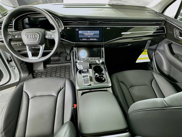 2024 Audi Q7 Premium Plus