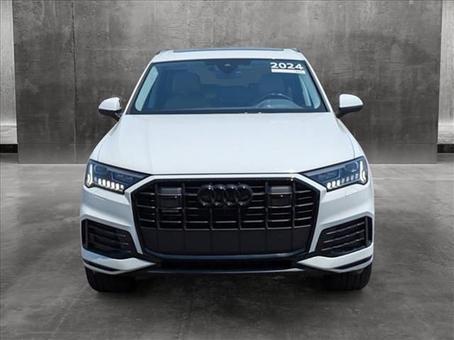 2024 Audi Q7 Premium Plus