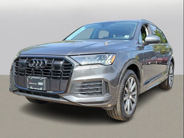 2024 Audi Q7 Premium Plus