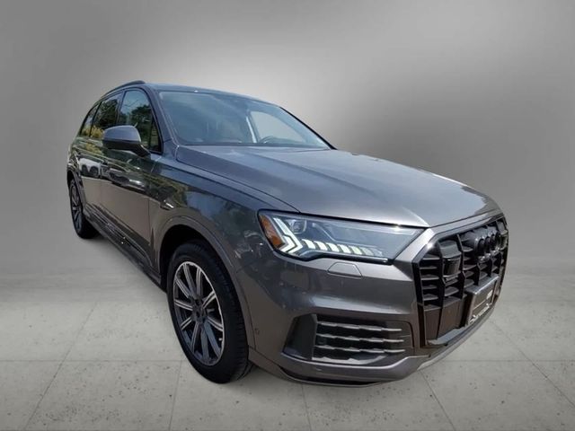 2024 Audi Q7 Premium Plus