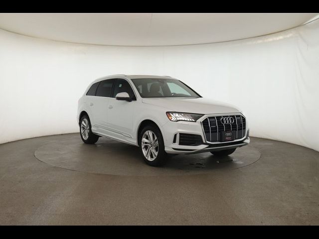 2024 Audi Q7 Premium Plus