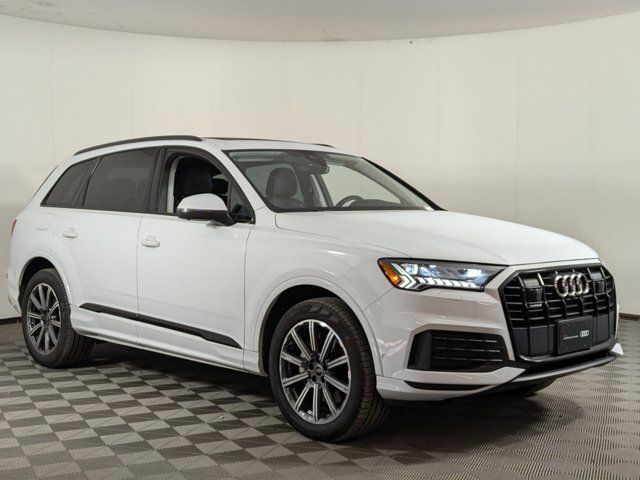 2024 Audi Q7 Premium Plus