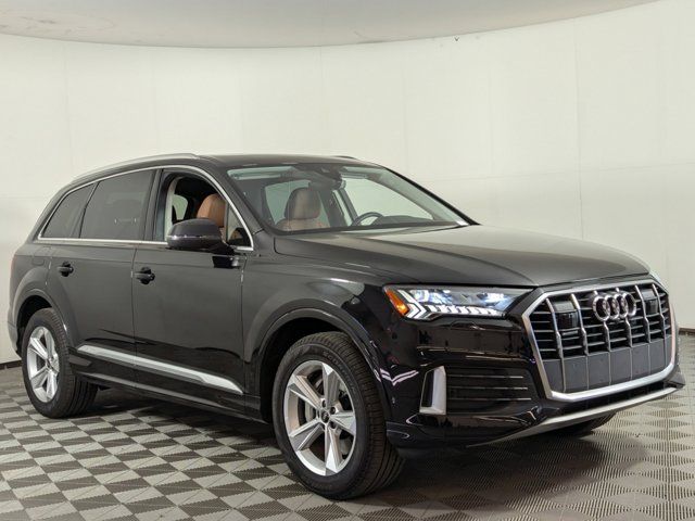 2024 Audi Q7 Premium Plus