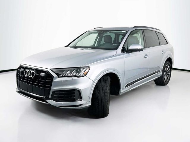 2024 Audi Q7 Premium Plus