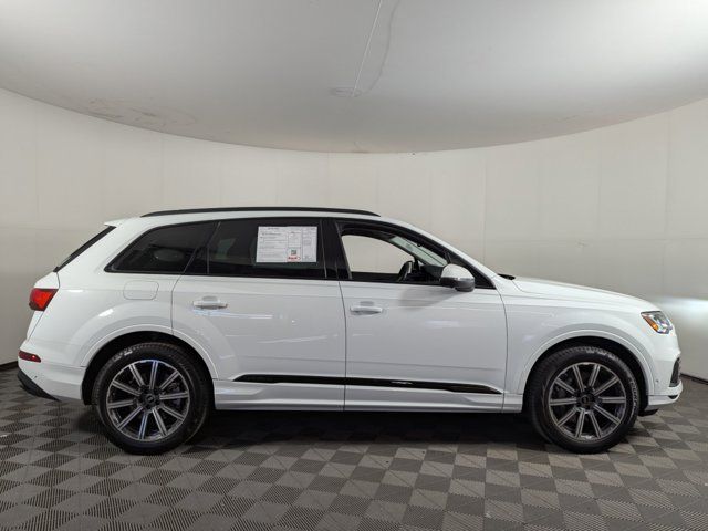 2024 Audi Q7 Premium Plus