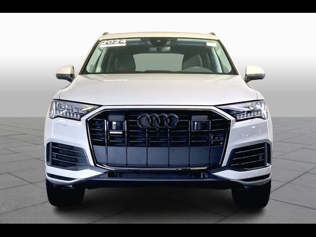 2024 Audi Q7 Premium Plus