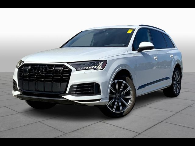 2024 Audi Q7 Premium Plus