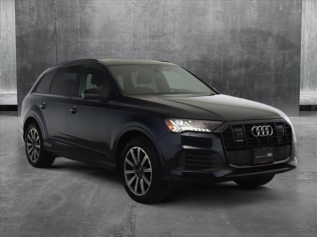 2024 Audi Q7 Premium Plus