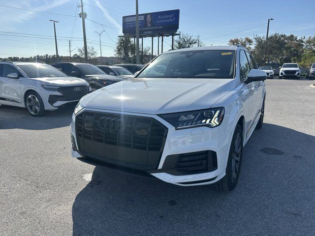 2024 Audi Q7 Premium Plus