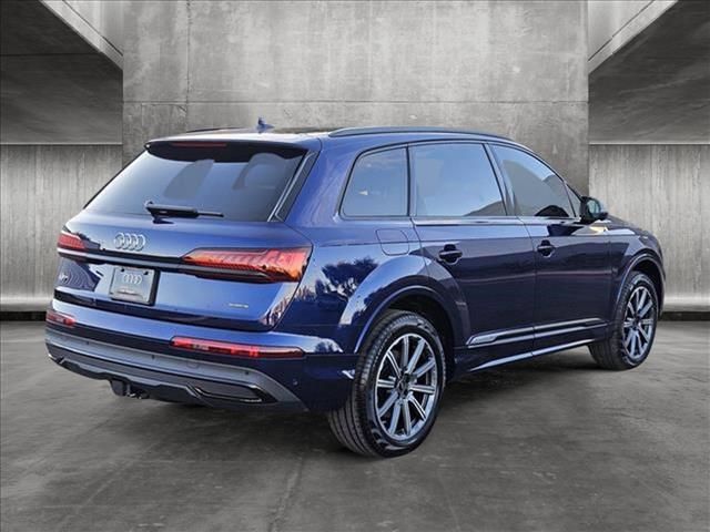 2024 Audi Q7 Premium Plus