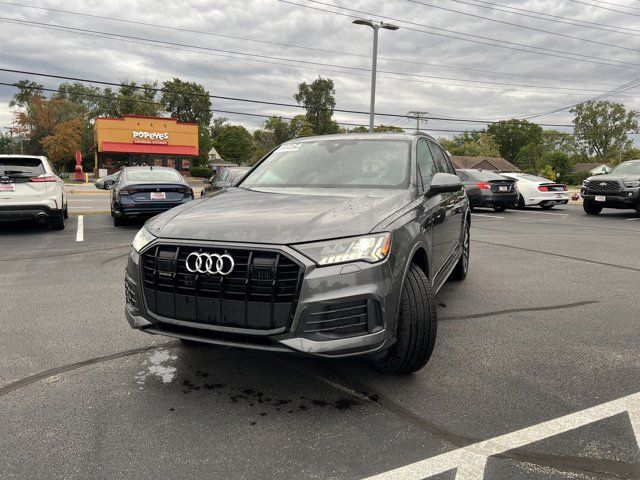 2024 Audi Q7 Premium Plus