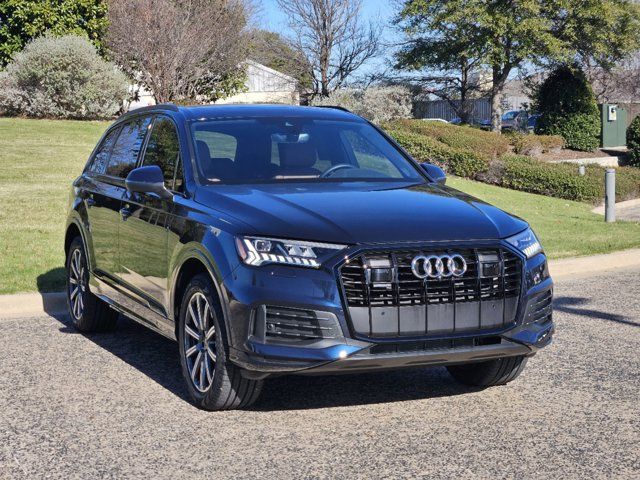 2024 Audi Q7 Premium Plus