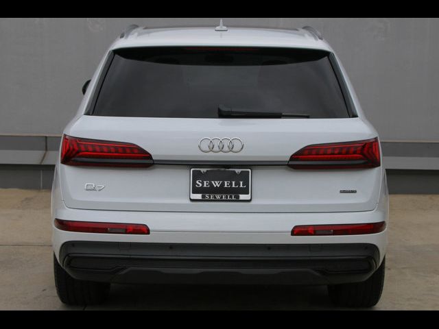 2024 Audi Q7 Premium Plus