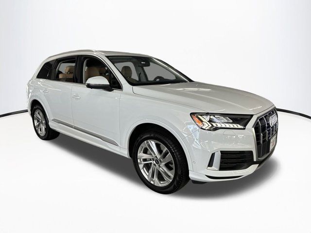 2024 Audi Q7 Premium Plus