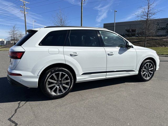 2024 Audi Q7 Premium Plus
