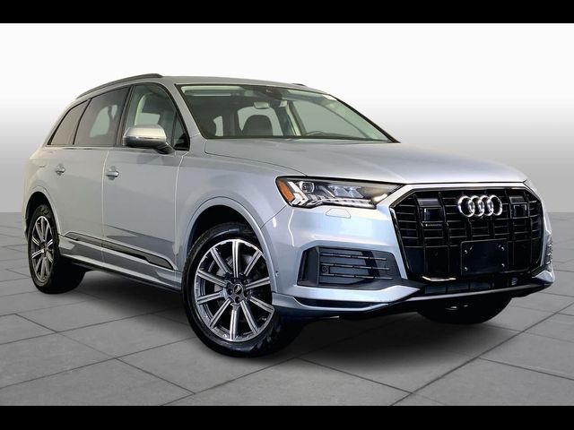 2024 Audi Q7 Premium Plus