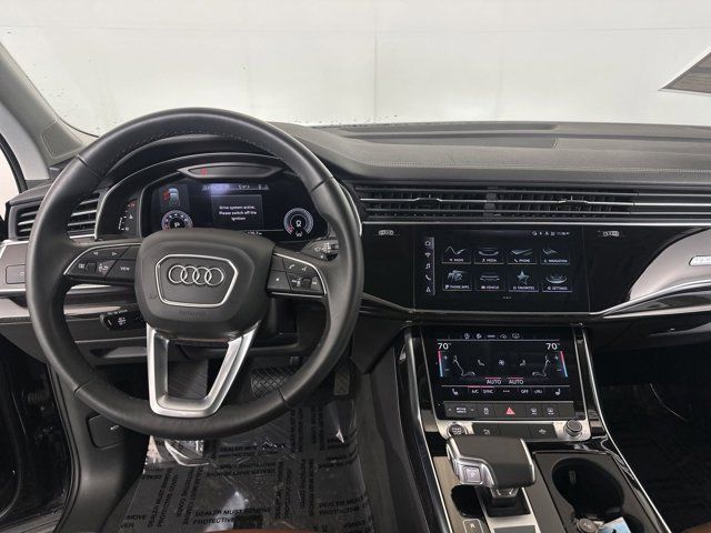 2024 Audi Q7 Premium Plus