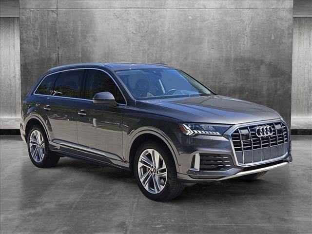 2024 Audi Q7 Premium Plus