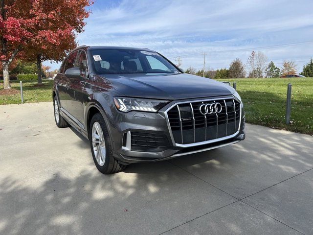 2024 Audi Q7 Premium Plus