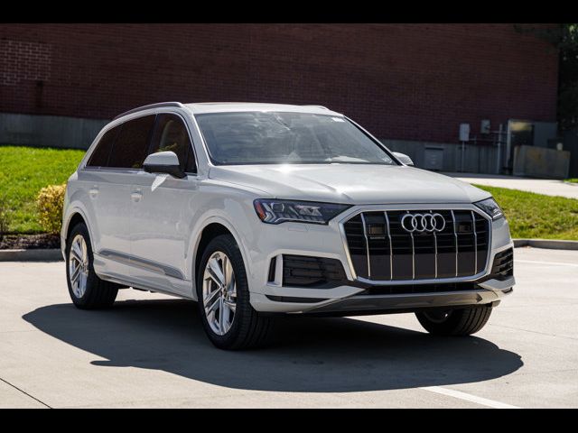 2024 Audi Q7 Premium Plus