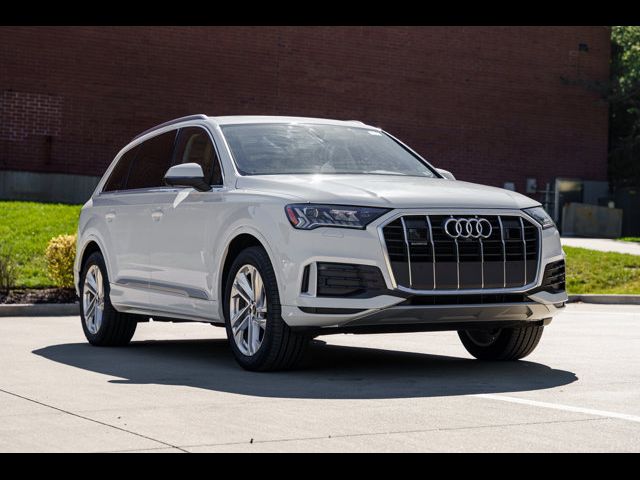 2024 Audi Q7 Premium Plus