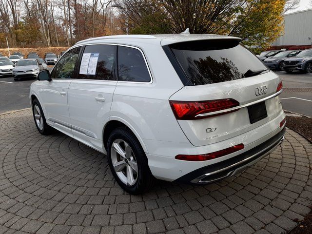 2024 Audi Q7 Premium Plus