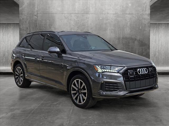 2024 Audi Q7 Premium Plus