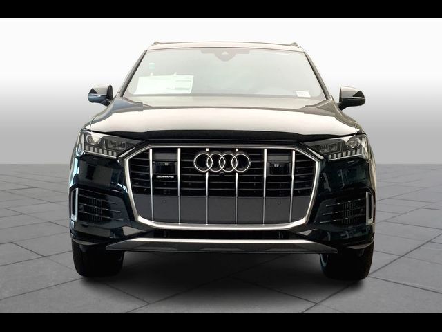 2024 Audi Q7 Premium Plus