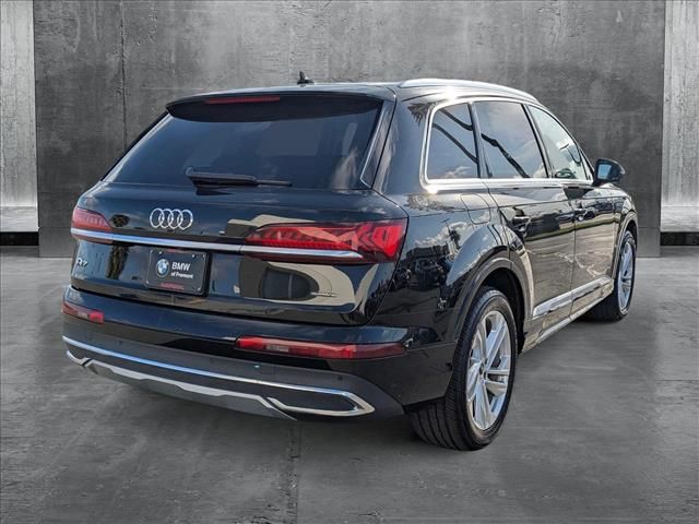 2024 Audi Q7 Premium Plus