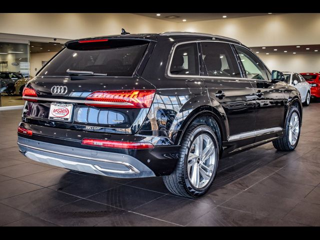 2024 Audi Q7 Premium Plus