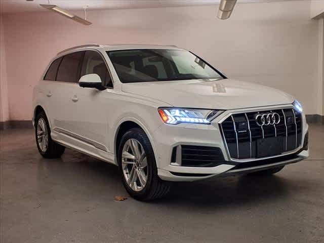 2024 Audi Q7 Premium Plus