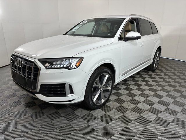 2024 Audi Q7 Premium Plus