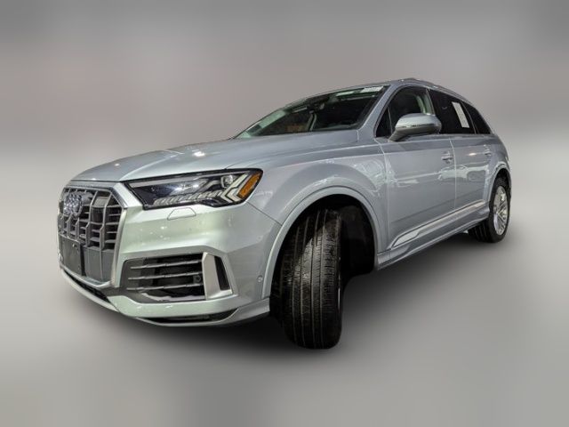 2024 Audi Q7 Premium Plus