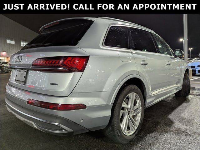 2024 Audi Q7 Premium Plus