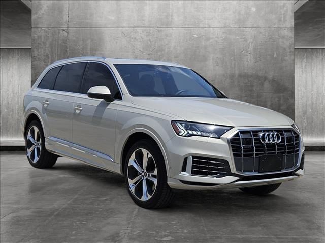 2024 Audi Q7 Premium Plus