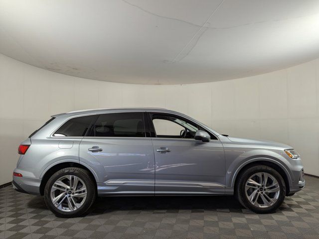 2024 Audi Q7 Premium Plus