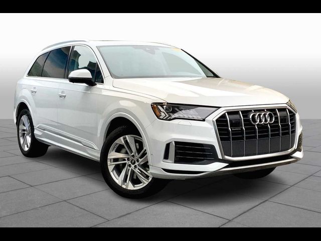 2024 Audi Q7 Premium Plus