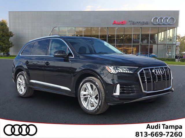 2024 Audi Q7 Premium Plus