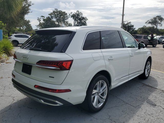 2024 Audi Q7 Premium Plus