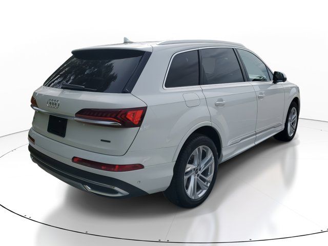 2024 Audi Q7 Premium Plus