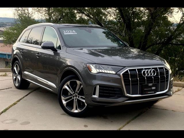 2024 Audi Q7 Premium Plus